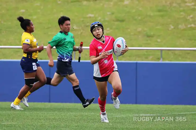 勝負は決まったが、自陣から最後まで仕掛けたチャレンジは、後半8分勝島朱夏里のトライで意地を見せた