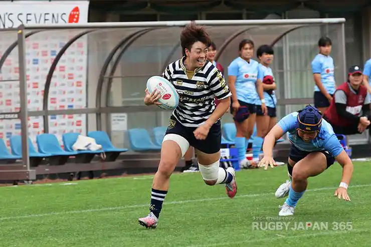前半3分、大塚朱紗の先制トライ