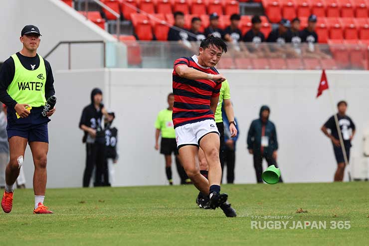 辻野に代わり急遽キッカーを務めた土永はパーフェクトに決めた。