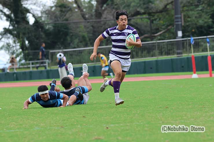 後半登場の明治・FB竹之下仁吾