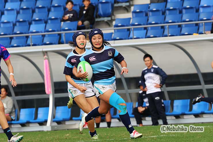 関東学院六浦 31-0 四日市メリノール_関東④山本梨月、自ら蹴ったショートパントを取りトライ