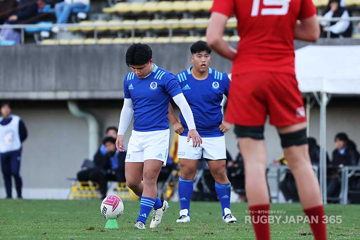 後半46分敵陣でペナルティを獲得した東海はショットを選択。中村がゴールを狙う