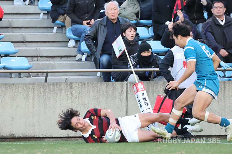 試合終了間際、FL田中勇成のトライ