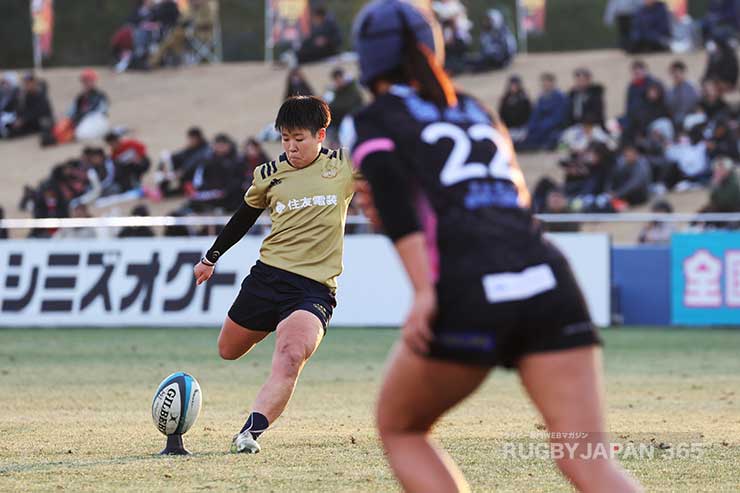 三輪里佳「真ん中のゾーンやったら、ハーフウェイまでは届く」