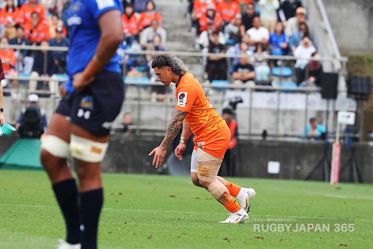 78分ハラトア・ヴァイレアが再びロングPGを決める