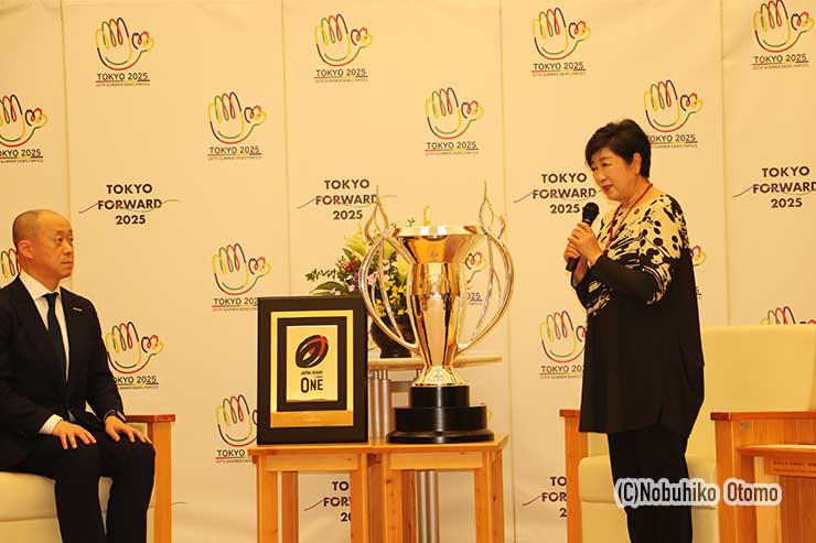 小池百合子都知事