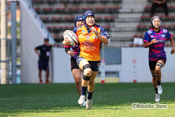 前半7分アルカス⑫山田清楽が自陣から90m独走トライ