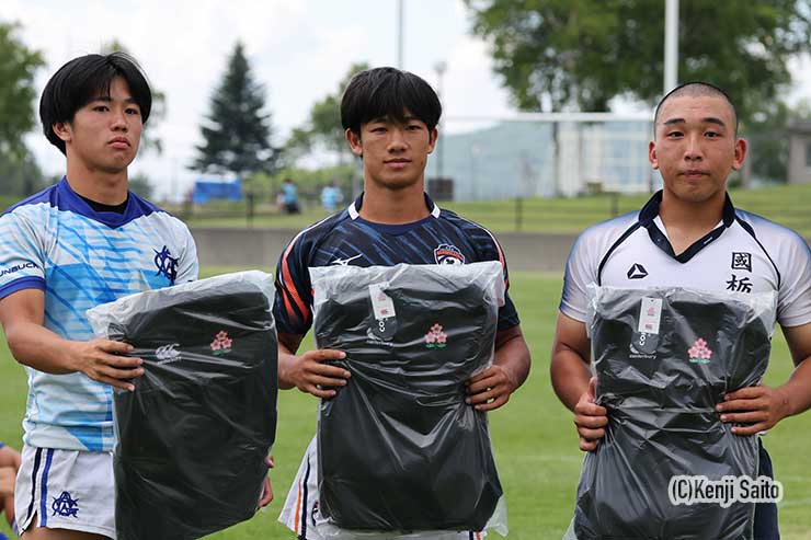 左から難波剛司(石見智翠館)、荒木奨陽(中部大春日丘)、池田健心(國學院栃木)