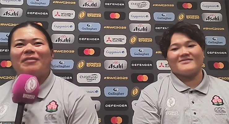 北野和子(左)と加藤幸子(右)