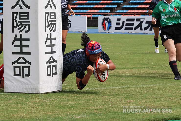 前半8分、大阪・橋本沙那のトライ