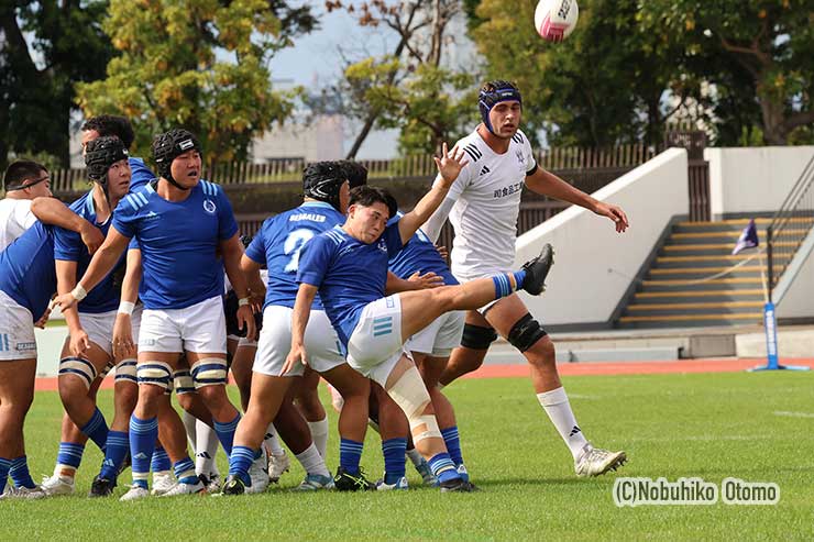 東海⑨川久保のキック