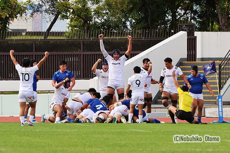 後半10分、東洋②小泉が2本目のトライ
