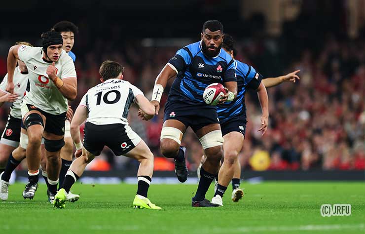 エピネリ・ウルイヴァイティ