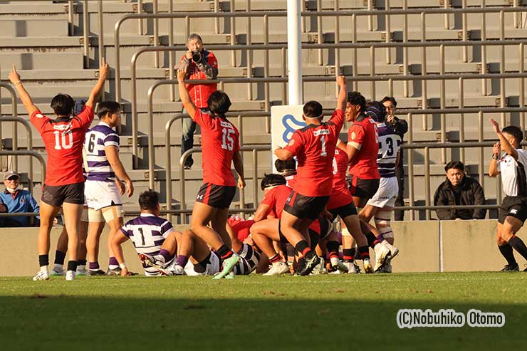 帝京大HO高矢がトライ