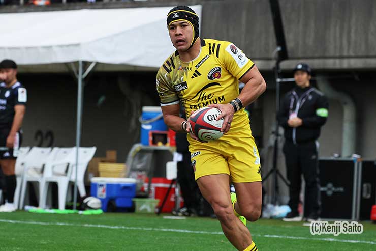 チェスリン・コルビのトライ