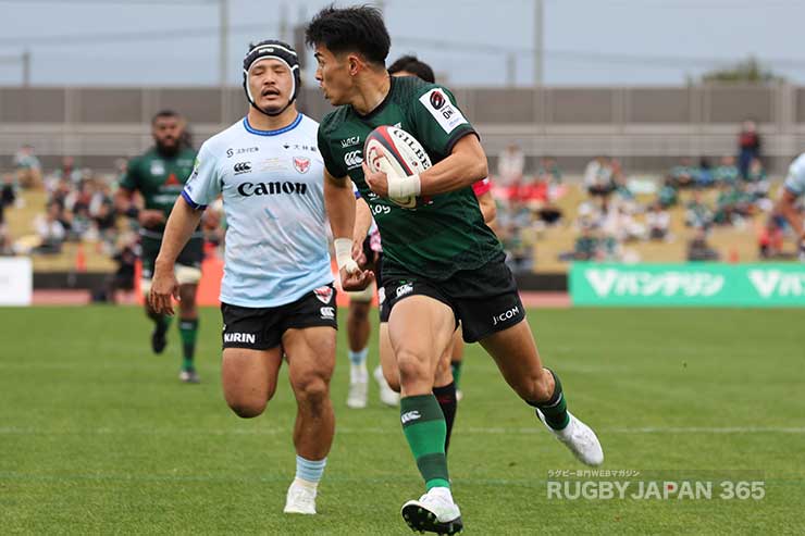 岩村昂太が先制トライ