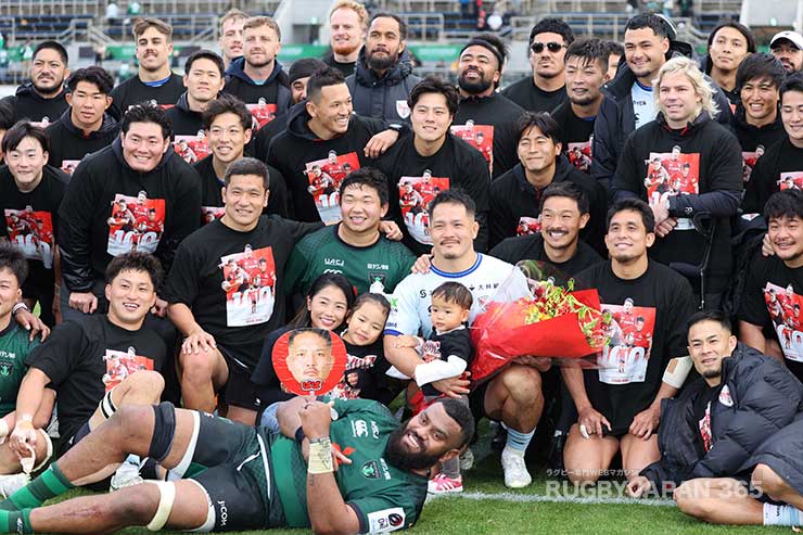 ダイナボアーズの選手たちとも記念撮影