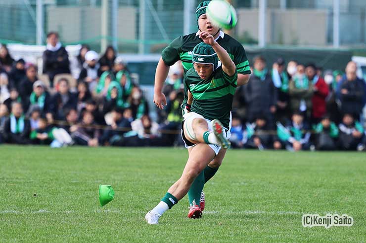 専大松戸・FB三輪駿太