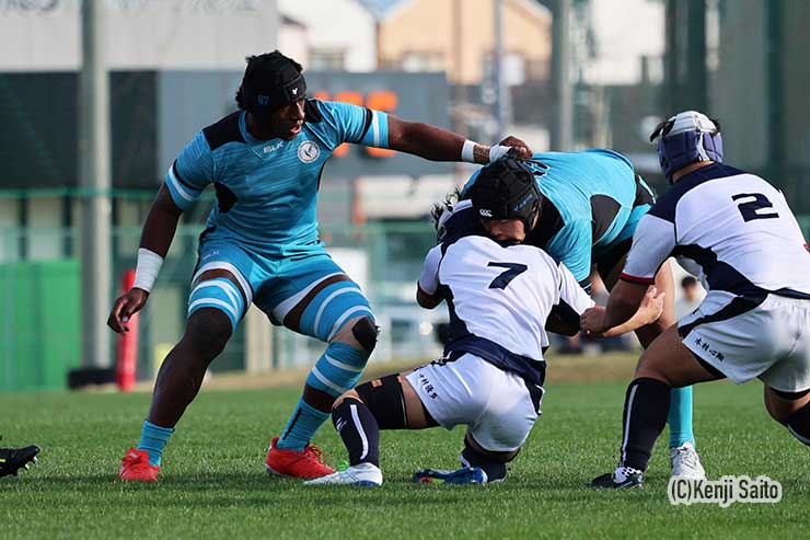 前半リードサれるも後半4トライで逆転勝利した山梨学院