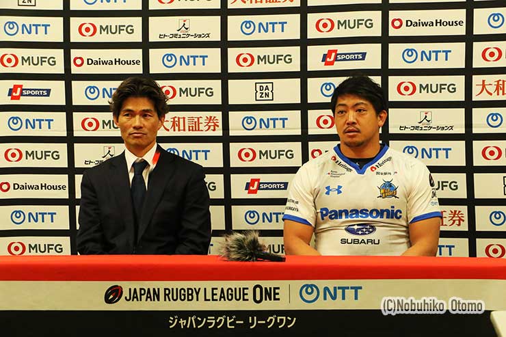 金沢篤HCと坂手淳史キャプテン