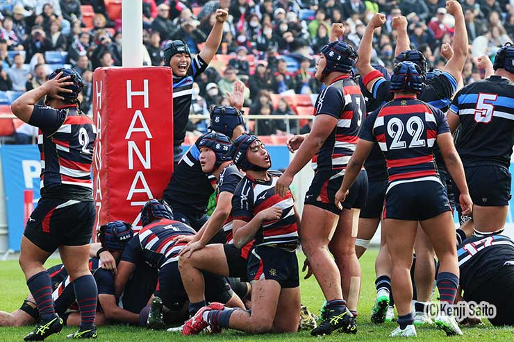 仰星が後半終了間際にPR朝倉が逆転トライ