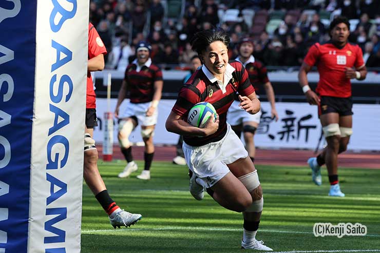 服部亮太の先制トライ