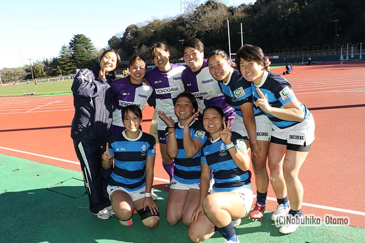 戦い終えて、和気あいあいと