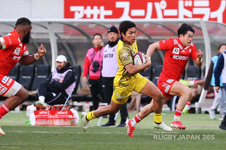 安田昂平を追走する植田和磨