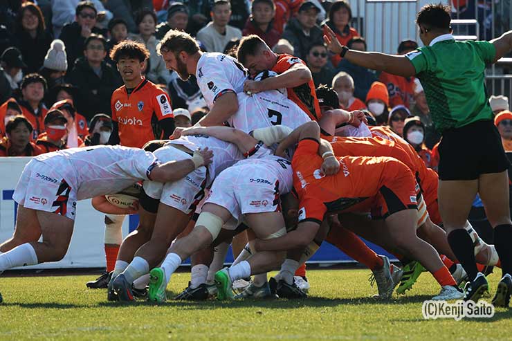 モールの攻防。前に出れないヴェルブリッツ