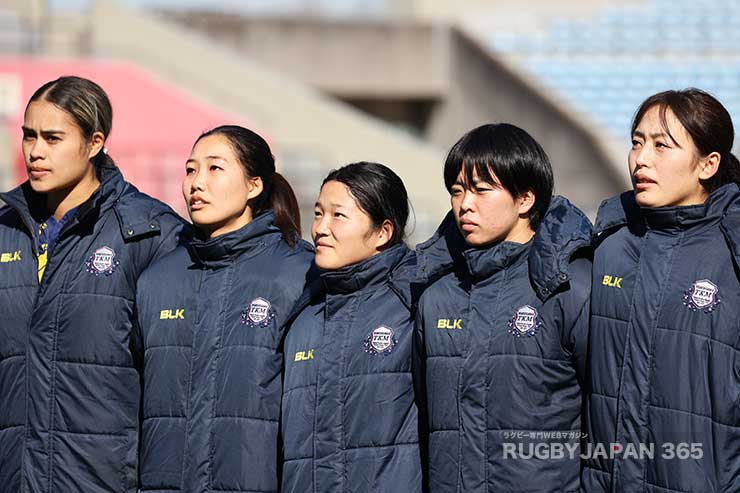 長瀬拓美(左から2番目)