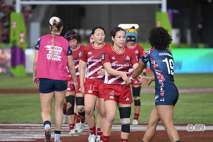 いつも明るいサクラセブンズも逆転負けに浮かない表情