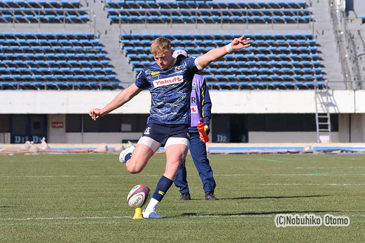 ジョーンズがコンバージョン成功