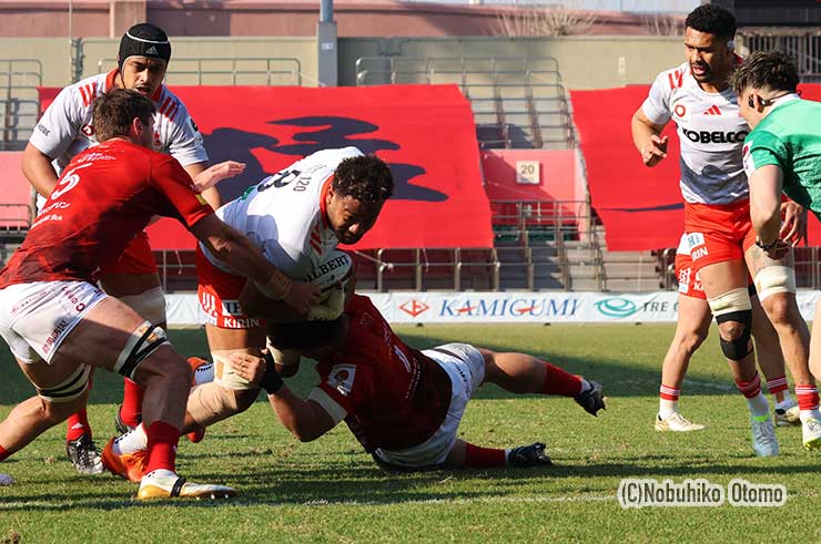 ワイサケ・ララトウブア