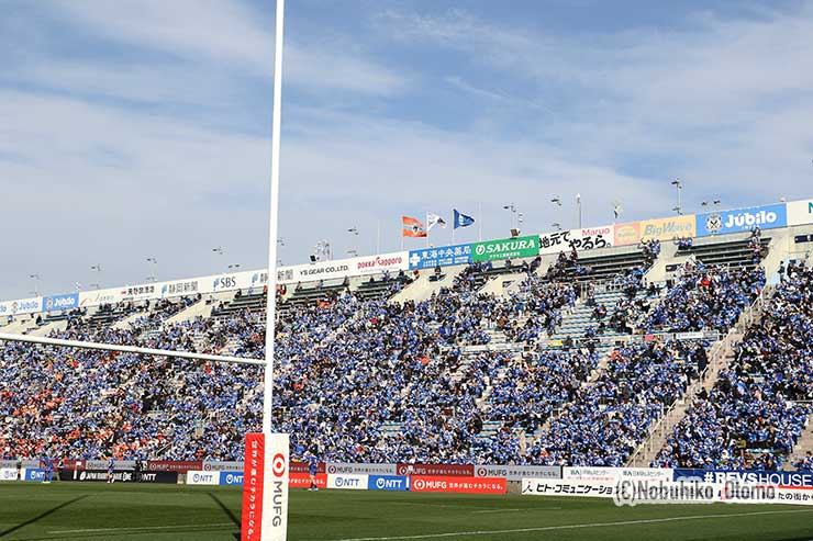 この日もヤマスタのスタンドは蒼く染まった