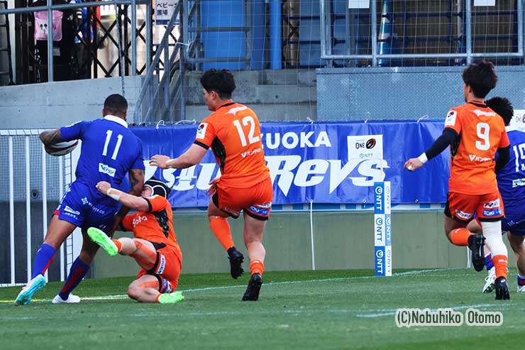 静岡は左を⑪ツイタマが前進