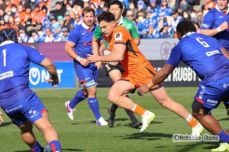 スピアーズFBスティーブンソンはこの日も再三攻撃の起点を作った