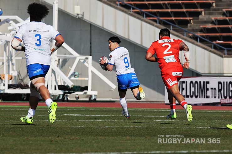 前半3分小山大輝がパスインターセプトしトライ