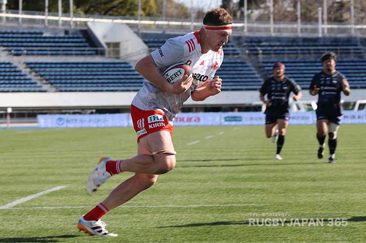 後半34分ブロディ-・レタリックのトライ