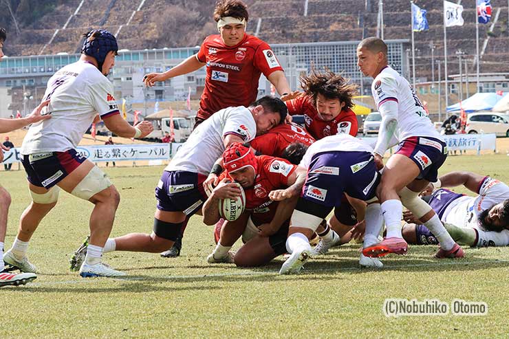 釜石CTBトンガがトライ