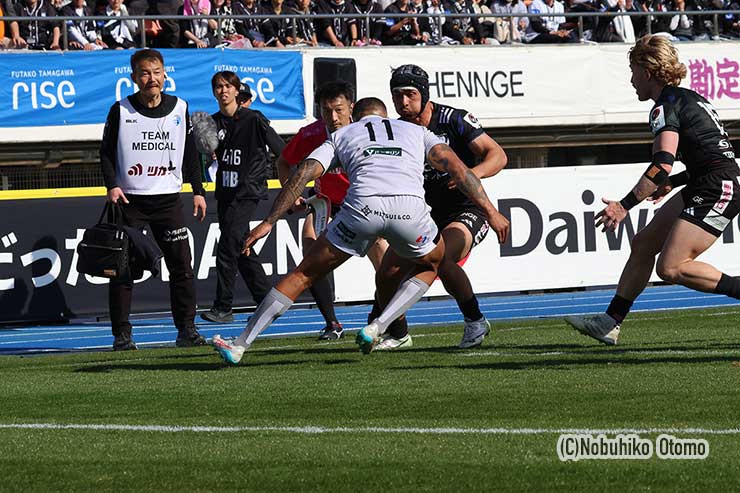 ブラックラムズ・WTBメイン平