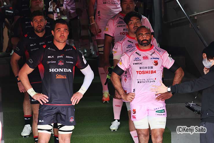 モスタートとリーチ