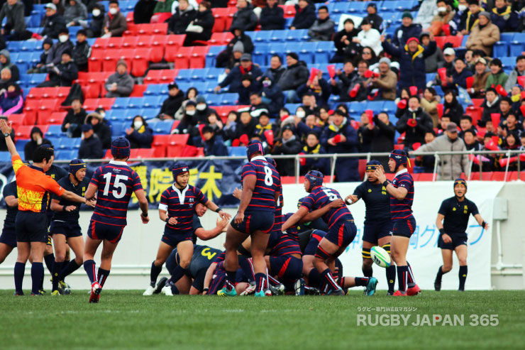 この試合のファーストスクラム、國學院栃木が圧力をかけてPKを獲得