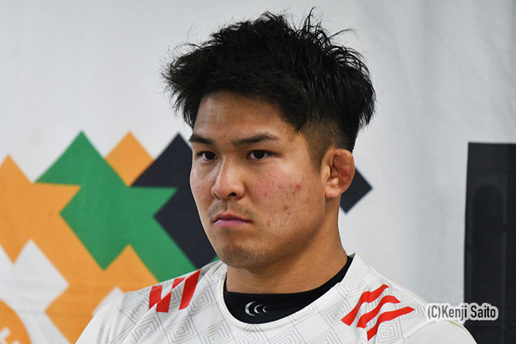 悔しい表情をにじませた姫野