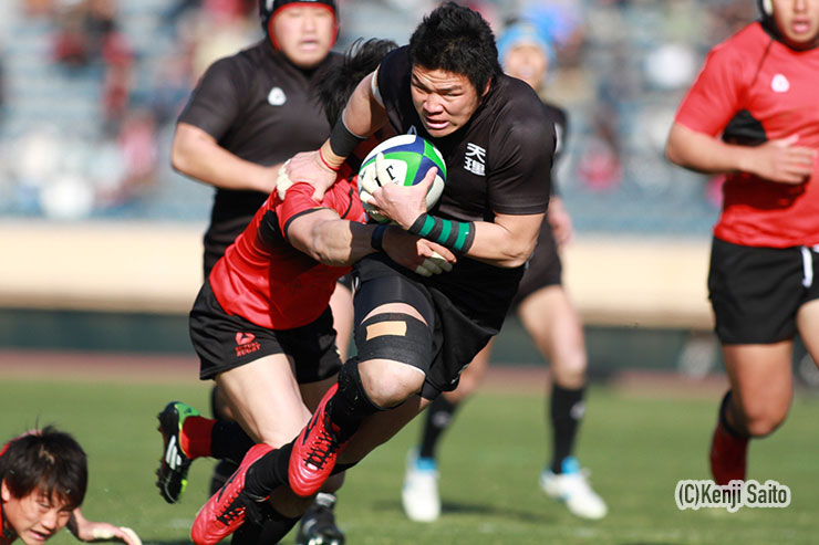 立川理道(クボタ)が主将を務めた2011年大学選手権決勝(対帝京大戦)
