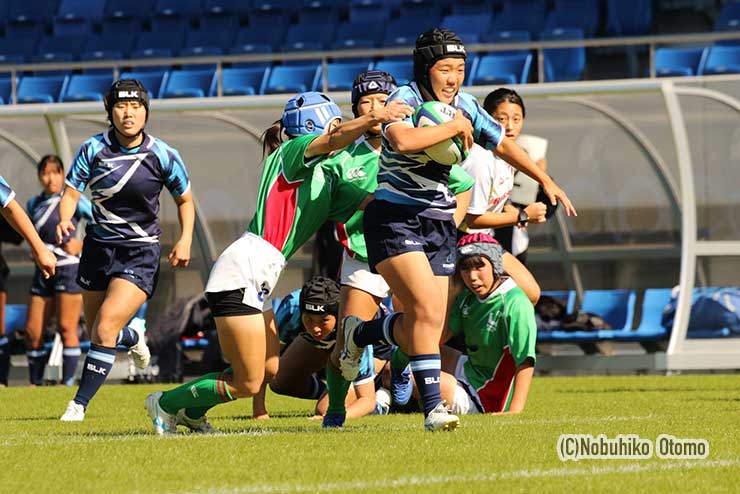 津田佳梨