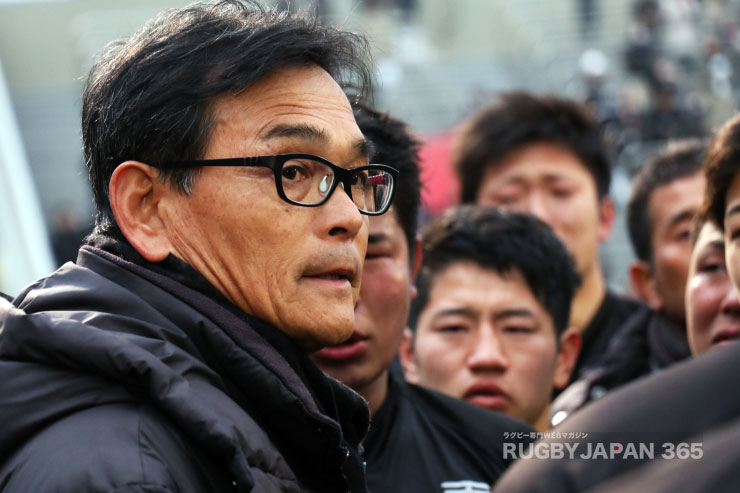 2年前の決勝戦。小松監督は「明治大学さんは、昨年のこの舞台で1点差で負けて、今年再びここに来て優勝している。自分たちもこの悔しさを忘れずにこの場面を心に焼きつけろ」と選手たちに伝えた(写真も2年前のもの)