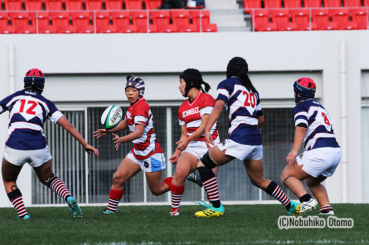 昨年のU18東軍のSHを務めた高橋沙羅